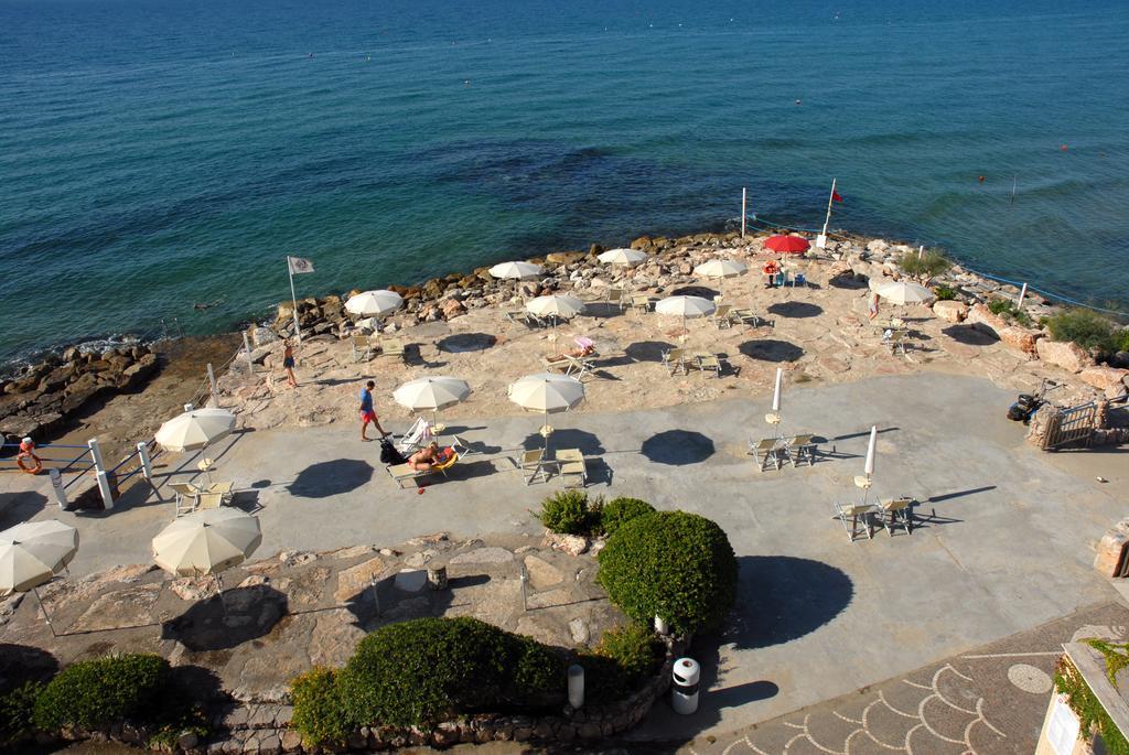 Grand Hotel L'Approdo Terracina Buitenkant foto