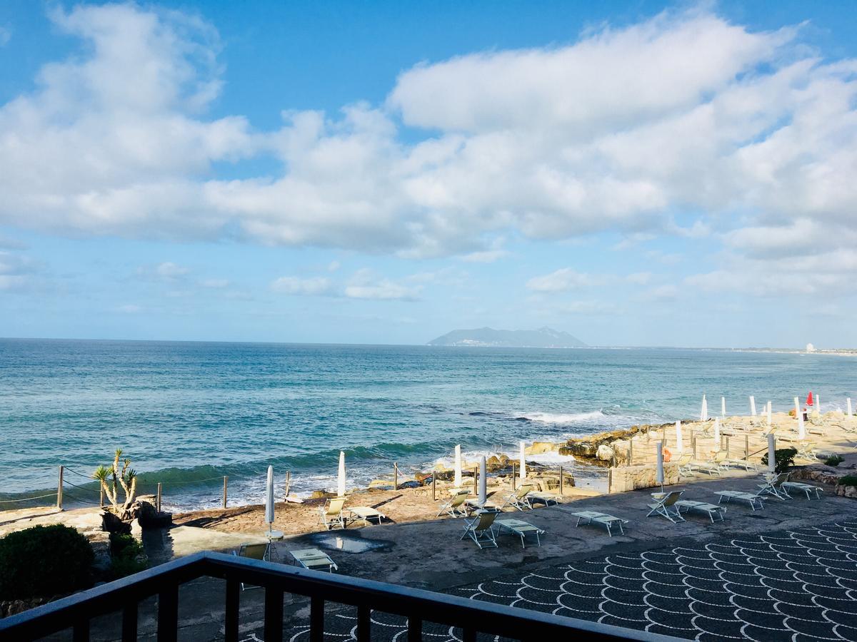 Grand Hotel L'Approdo Terracina Buitenkant foto